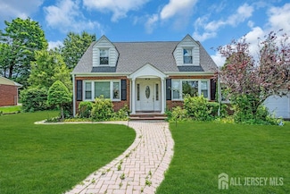 6 Carpender Rd, New Brunswick, NJ 08901