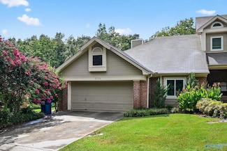 2014 Fairway Hills Dr, Huntsville, AL 35802