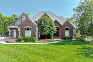 2110 N Keeneland Ct, Wichita, KS 67206