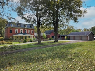 17 Havens Rd, Wantage, NJ 07461
