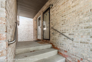 3703 Taos Cir Unit 33, Okemos, MI 48864