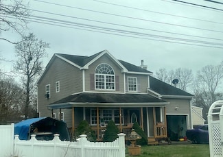52 Arpage Dr E, Shirley, NY 11967