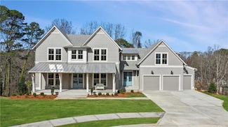 165 Grayton Ln, Roswell, GA 30075
