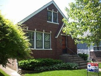 7819 W 66th St, Summit Argo, IL 60501