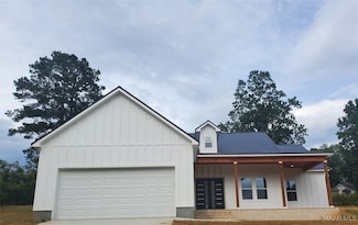 236 Doncaster Dr, Ozark, AL 36360