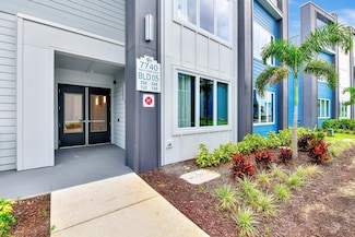 7740 Sandy Ridge Dr Unit 220, Reunion, FL 34747