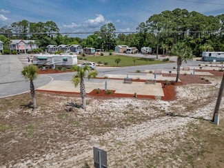 110 Haven Ct, Carrabelle, FL 32322