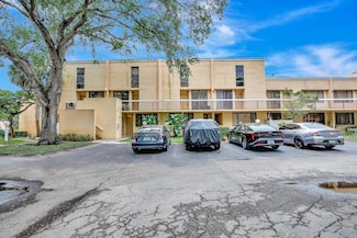 2821 SW 87th Ave Unit 811, Davie, FL 33328