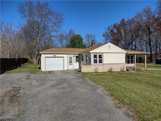 16182 Milton Ave, Lake Milton, OH 44429
