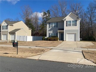 527 Smokehouse Ln, Albemarle, NC 28001