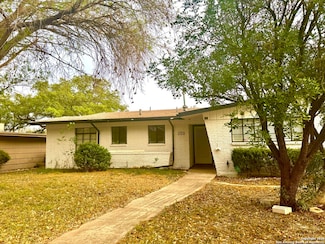 454 Shadywood Ln, San Antonio, TX 78216