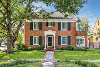 2256 Dryden Rd, Houston, TX 77030
