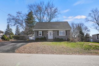 3 Dorena St, Blackstone, MA 01504