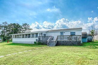 3023 Sea Breeze Dr, Chincoteague, VA 23336