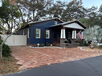 525 Lexington St, Dunedin, FL 34698