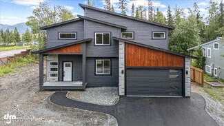 9203 Strutz Ave, Anchorage, AK 99507
