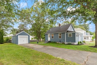 57 Vernon St, Tewksbury, MA 01876