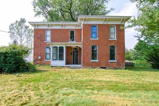 66441 Walnut Rd, Walkerton, IN 46574