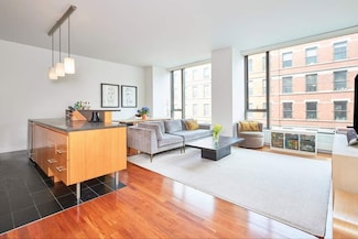 505 Greenwich St Unit 5B, New York, NY 10013
