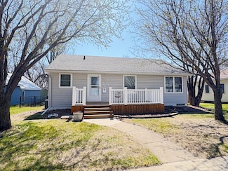 707 Haarfager Ave N, Canby, MN 56220