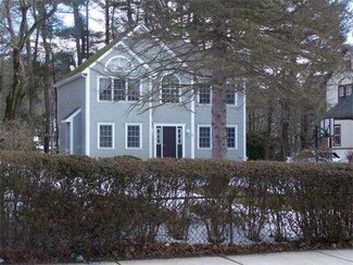 88 Center St, North Easton, MA 02356