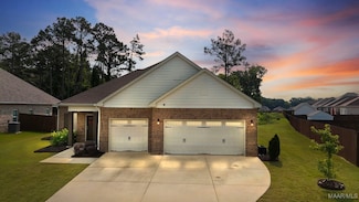 242 Lee Audis Ln, Prattville, AL 36066