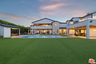 3818 Green Vista Dr, Encino, CA 91436