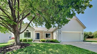 22717 W 49th St, Shawnee, KS 66226