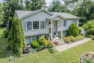 300 Mountain Lodge Rd, Monroe, NY 10950