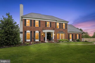 110 Fairway Dr, Harleysville, PA 19438
