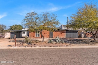 6933 E Bonnie Brae Dr, Tucson, AZ 85710