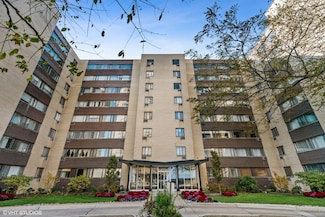 6300 N Sheridan Rd Unit 216, Chicago, IL 60660