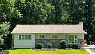 48 War Admiral Ln, Media, PA 19063