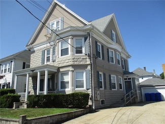 3 Rowe Ave, Pawtucket, RI 02861