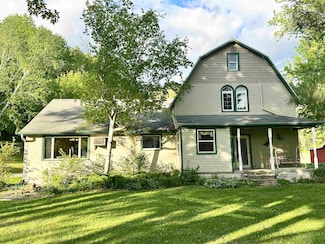 N2224 Wafle Rd, Mauston, WI 53948