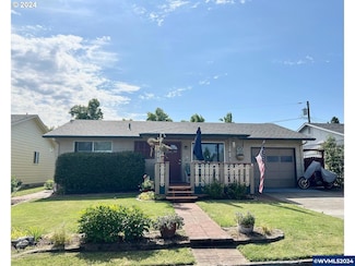 1215 Stanfield Rd, Woodburn, OR 97071