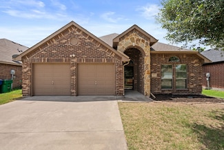323 Creekside Way, Waxahachie, TX 75165