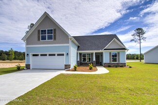 402 Eden Dr SW, Supply, NC 28462