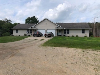 10195 Lake Station Ave, Lake, MI 48632