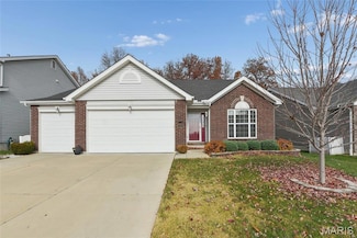 155 Keystone Ridge Dr, O Fallon, MO 63366