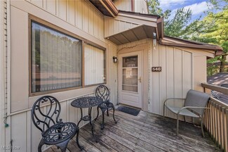 546 Meredith Ln Unit 546, Cuyahoga Falls, OH 44223