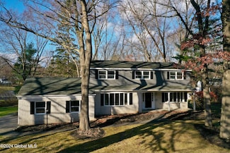 25 Par Del Rio, Clifton Park, NY 12065