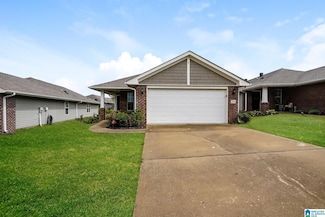 3008 Village Ridge Dr, Calera, AL 35040