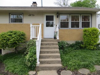1788 Patrick Dr, Cincinnati, OH 45204