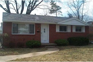 1929 Belvoir Dr, Toledo, OH 43613