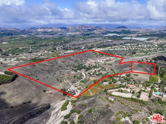 6397 Gabbert Rd, Moorpark, CA 93021