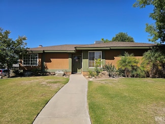 2913 Whitley Dr, Bakersfield, CA 93309