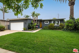 5903 Graves Ave, Encino, CA 91316