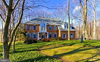 12116 Serenity Ln, Marriottsville, MD 21104