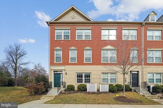 16118 Haygrath Place, Gainesville, VA 20155